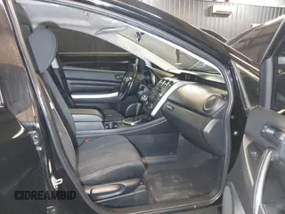 2011 Mazda CX-7 i Sport z VIN JM3ER2BM7B0393190, wystawiony jako IAAI lot #42402082 z przebiegiem 152 473 mil mil oraz . Historia ofert i sprzedaży dostępna na DreamBid. Obrazek 5.