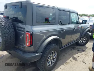 2021 Ford Bronco с VIN 1FMEE5DP3MLB06714, выставлен на аукционе IAAI как лот 42158775 с пробегом 40 947 миль миль и . История ставок и продаж доступна на DreamBid. Изображение 4.