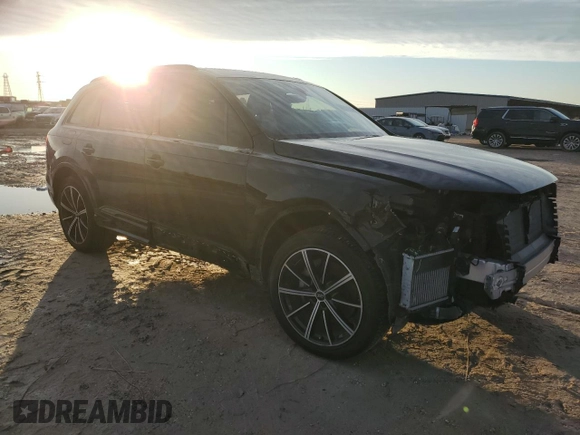 2020 Audi Q7 Prestige with VIN WA1VXAF78LD005739, listed as a Copart auction lot 86875444 with 45,505 mi miles and Salvage title. Bid and sale history available at DreamBid. Image 4.