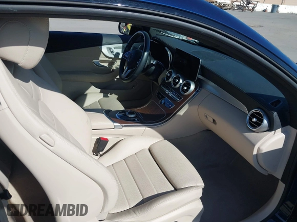 2023 Mercedes-Benz C 300 z VIN W1KWJ8DB4PG125835, wystawiony jako IAAI lot #41654470 z przebiegiem 14 001 mil mil oraz . Historia ofert i sprzedaży dostępna na DreamBid. Obrazek 5.