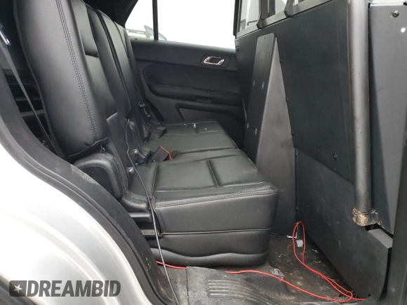 2016 Ford Police Interceptor Utility z VIN 1FM5K8AR8GGD31899, wystawiony jako Copart lot #47148285 z przebiegiem 163 251 mil mil oraz Szkoda całkowita • Salvage title. Historia ofert i sprzedaży dostępna na DreamBid. Obrazek 12.