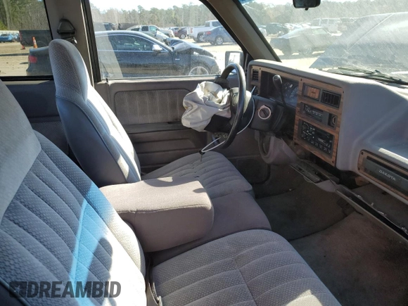 1995 Dodge Dakota z VIN 1B7GL23X3SS136589, wystawiony jako Copart lot #86889194 z przebiegiem 126 001 mil mil oraz Szkoda całkowita • Salvage title. Historia ofert i sprzedaży dostępna na DreamBid. Obrazek 7.