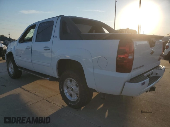 2011 Chevrolet Avalanche LT z VIN 3GNTKFE33BG105408, wystawiony jako Copart lot #76338364 z przebiegiem Nie podano mil oraz Szkoda całkowita • Salvage title. Historia ofert i sprzedaży dostępna na DreamBid. Obrazek 2.