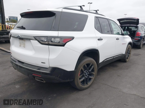 2020 Chevrolet Traverse Premier with VIN 1GNEVKKWXLJ120947, listed as a IAAI auction lot 42078271 with 123,911 mi miles. Bid and sale history available at carsss.com. Image 4.