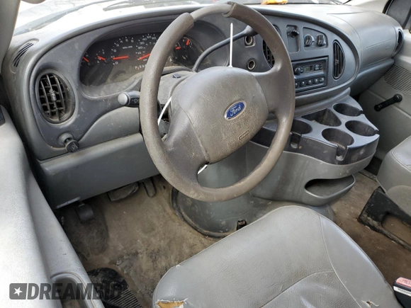 2007 Ford Econoline Cargo z VIN 1FTNS24L57DA14690, wystawiony jako Copart lot #57173565 z przebiegiem 172 371 mil mil oraz Czysty tytuł • Clean title. Historia ofert i sprzedaży dostępna na DreamBid. Obrazek 8.
