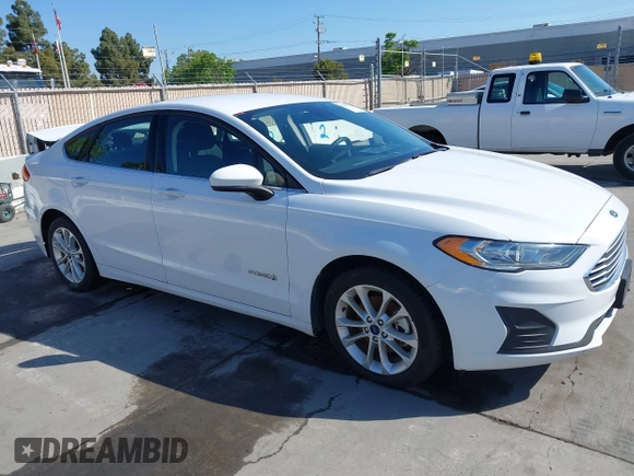 2019 Ford Fusion Hybrid SE with VIN 3FA6P0LU9KR207824, listed as a IAAI auction lot 42153330 with 69,966 mi miles. Bid and sale history available at carsss.com. Image 1.