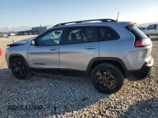 2020 Jeep Cherokee Altitude with VIN 1C4PJMLN0LD533246, listed as a Copart auction lot 80079134 with 36,152 mi miles and Salvage Title. Bid and sale history available at carsss.com. Image 2.