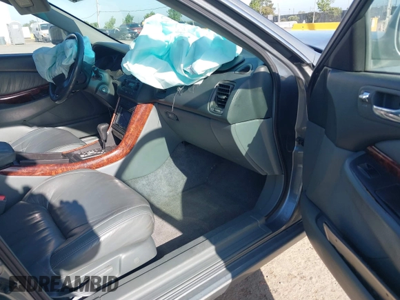 2000 Acura TL with VIN 19UUA5664YA046221, listed as a IAAI auction lot 42085196 with 146,489 mi miles. Bid and sale history available at carsss.com. Image 5.