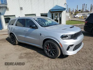 2024 Dodge Durango SRT Hellcat Premium z VIN 1C4SDJH93RC143655, wystawiony jako Copart lot #74523894 z przebiegiem 520 mil mil oraz Szkoda całkowita • Salvage title. Historia ofert i sprzedaży dostępna na DreamBid. Obrazek 4.
