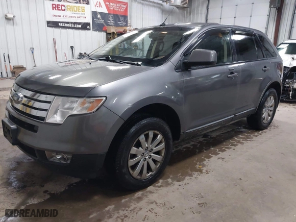 2010 Ford Edge SEL with VIN 2FMDK4JC4ABB40639, listed as a IAAI auction lot 42014570 with 185,645 mi miles. Bid and sale history available at carsss.com. Image 2.