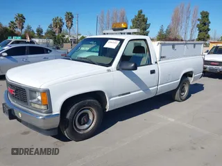 1995 GMC Sierra 1500 with VIN 1GTFC24H2SZ559903, listed as a IAAI auction lot 41862533 with 62,006 mi miles and . Bid and sale history available at DreamBid. Image 2.