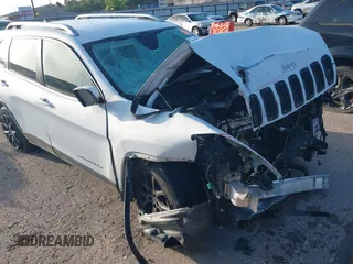 2014 Jeep Cherokee Latitude z VIN 1C4PJMCS9EW247554, wystawiony jako IAAI lot #42518679 z przebiegiem Nie podano mil oraz . Historia ofert i sprzedaży dostępna na DreamBid. Obrazek 1.