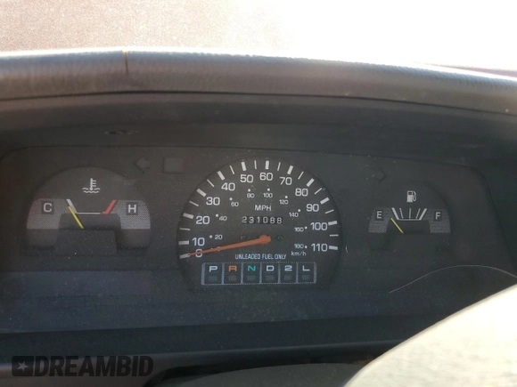 1992 Toyota Pickup DLX z VIN JT4RN93P1N5060207, wystawiony jako Copart lot #82868564 z przebiegiem 231 088 mil mil oraz Szkoda całkowita • Salvage title. Historia ofert i sprzedaży dostępna na DreamBid. Obrazek 9.