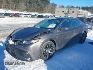 2022 Toyota Camry SE with VIN 4T1T11AK7NU690017, listed as a IAAI auction lot 41628839 with 38,678 mi miles. Bid and sale history available at carsss.com. Image 18.