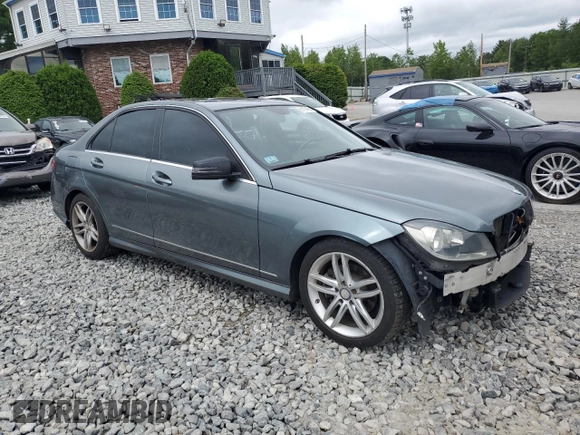 2012 Mercedes-Benz C 300 Sport с VIN WDDGF8BB5CF866696, выставлен на аукционе Copart как лот 61167465 с пробегом 174 506 миль миль и Чистый • Clean title. История ставок и продаж доступна на DreamBid. Изображение 4.