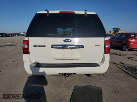 2008 Ford Expedition Max SSV with VIN 1FMFK15568LA26039, listed as a Copart auction lot 84235424 with 228,619 mi miles and Salvage title. Bid and sale history available at DreamBid. Image 6.