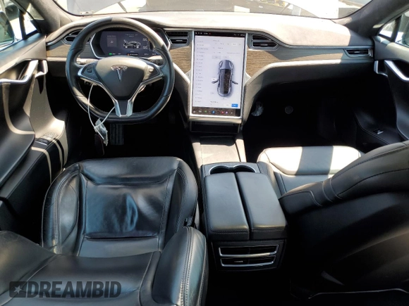 2016 Tesla Model S 90D z VIN 5YJSA1E22GF136325, wystawiony jako Copart lot #65238105 z przebiegiem 182 196 mil mil oraz Szkoda całkowita • Salvage title. Historia ofert i sprzedaży dostępna na DreamBid. Obrazek 8.