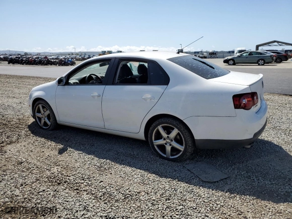 2010 Volkswagen Jetta Sedan Limited with VIN 3VWAZ7AJ3AM115147, listed as a Copart auction lot 52068825 with 154,804 mi miles and Salvage Title. Bid and sale history available at carsss.com. Image 2.