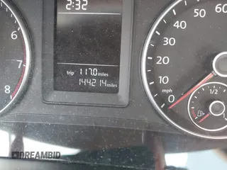 2010 Volkswagen Jetta Wolfsburg Edition с VIN 3VWRJ7AJ2AM159649, выставлен на аукционе IAAI как лот 41734701 с пробегом 144 214 миль миль и . История ставок и продаж доступна на DreamBid. Изображение 7.