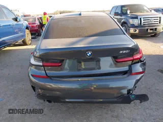2020 BMW 3 Series 330i с VIN 3MW5R1J06L8B17024, выставлен на аукционе IAAI как лот 41846889 с пробегом 21 217 миль миль и . История ставок и продаж доступна на DreamBid. Изображение 16.