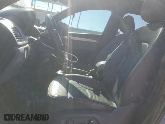2018 Audi Q3 Premium Plus z VIN WA1HCCFS5JR030980, wystawiony jako Copart lot #82238534 z przebiegiem 78 884 mil mil oraz Szkoda całkowita • Salvage title. Historia ofert i sprzedaży dostępna na DreamBid. Obrazek 7.