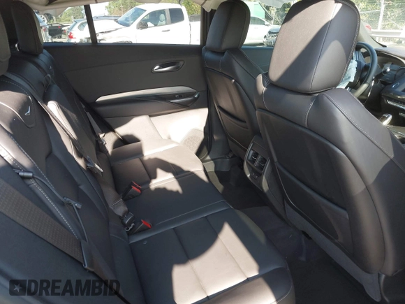 2021 Cadillac XT4 FWD Premium Luxury with VIN 1GYFZCR43MF052422, listed as a IAAI auction lot 41985859 with 25,112 mi miles. Bid and sale history available at carsss.com. Image 8.