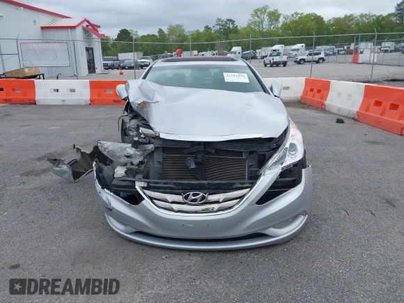 2011 Hyundai Sonata SE with VIN 5NPEC4AC9BH230381, listed as a IAAI auction lot 41781969 with 161,916 mi miles. Bid and sale history available at carsss.com. Image 13.