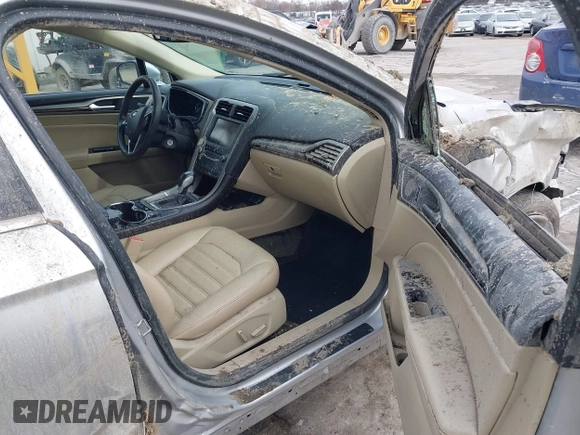 2014 Ford Fusion SE Hybrid with VIN 3FA6P0LU7ER176612, listed as a IAAI auction lot 41456075 with 101,621 mi miles and . Bid and sale history available at DreamBid. Image 5.