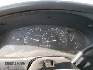 2001 Ford Ranger XL Fleet with VIN 1FTZR15EX1PA77734, listed as a Copart auction lot 51075185 with 243,491 mi miles and Clean Title. Bid and sale history available at DreamBid. Image 9.