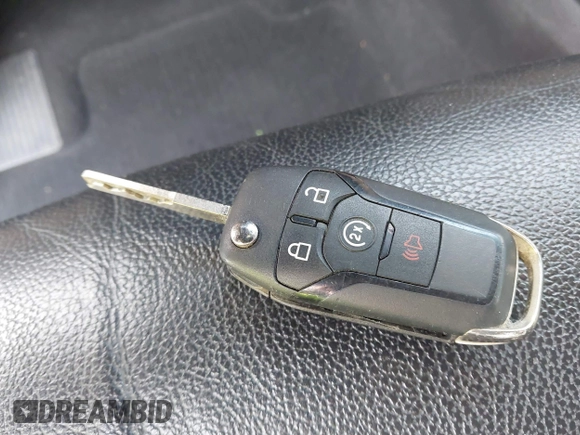 2019 Ford F-250 XL с VIN 1FT7W2B67KEG30369, выставлен на аукционе IAAI как лот 41646594 с пробегом 72 734 миль миль и . История ставок и продаж доступна на DreamBid. Изображение 11.