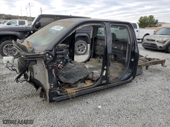 2016 Chevrolet Silverado 1500 Work Truck with VIN 1GCRCNEH5GZ231444, listed as a Copart auction lot 82333654 with 0 mi miles and Salvage Title. Bid and sale history available at carsss.com. Image 1.