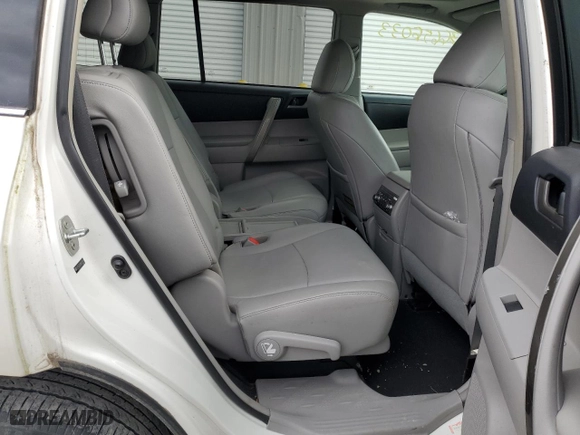 2011 Toyota Highlander with VIN 5TDZA3EH2BS012171, listed as a Copart auction lot 36656033 with 109,361 mi miles and Salvage Title. Bid and sale history available at carsss.com. Image 11.