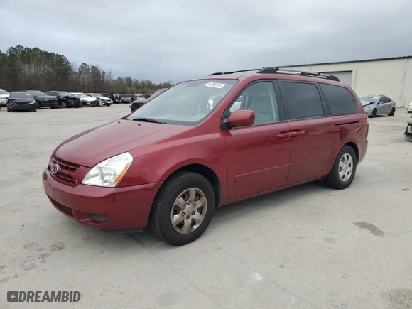 2008 Kia Sedona LX with VIN KNDMB233486266143, listed as a Copart auction lot 87282114 with 143,866 mi miles and Salvage Title. Bid and sale history available at carsss.com. Image 1.