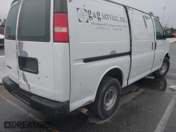 2006 Chevrolet Express Cargo z VIN 1GCHG35U461114730, wystawiony jako IAAI lot #41774915 z przebiegiem 260 059 mil mil oraz . Historia ofert i sprzedaży dostępna na DreamBid. Obrazek 4.