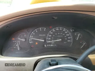 2000 Ford Explorer Sport with VIN 1FMYU60E8YUB03494, listed as a Copart auction lot 59266395 with 210,925 mi miles and Salvage title. Bid and sale history available at DreamBid. Image 9.