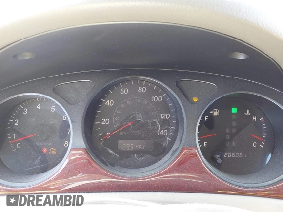 2002 Lexus ES 300 with VIN JTHBF30G920007858, listed as a IAAI auction lot 42111543 with 206,061 mi miles. Bid and sale history available at carsss.com. Image 7.