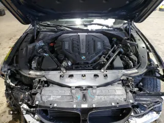 2015 BMW 7 Series 750i xDrive with VIN WBAYB6C57FD965931, listed as a Copart auction lot 44422205 with 100,702 mi miles and Salvage title. Bid and sale history available at DreamBid. Image 11.