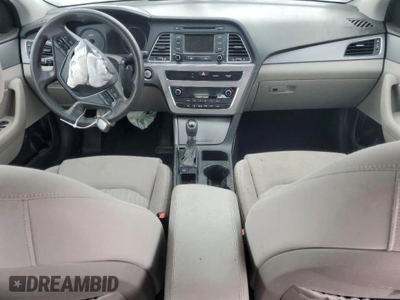 2016 Hyundai Sonata Hybrid SE with VIN KMHE24L10GA037187, listed as a Copart auction lot 46447213 with 101,432 mi miles. Bid and sale history available at carsss.com. Image 8.
