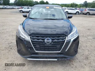 2022 Nissan Kicks S z VIN 3N1CP5BV4NL476120, wystawiony jako Copart lot #56329515 z przebiegiem 110 890 mil mil oraz Szkoda całkowita • Salvage title. Historia ofert i sprzedaży dostępna na DreamBid. Obrazek 5.