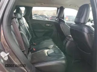 2019 Jeep Cherokee Trailhawk Elite with VIN 1C4PJMBX2KD112355, listed as a Copart auction lot 88948135 with 130,136 mi miles and Salvage Title. Bid and sale history available at carsss.com. Image 11.