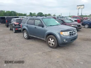 2011 Ford Escape XLT с VIN 1FMCU9DG8BKA78963, выставлен на аукционе IAAI как лот 42107227 с пробегом 159 516 миль миль и . История ставок и продаж доступна на DreamBid. Изображение 1.
