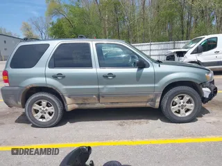 2006 Ford Escape XLT with VIN 1FMYU931X6KC71723, listed as a IAAI auction lot 42253154 with 148,959 mi miles and . Bid and sale history available at DreamBid. Image 13.