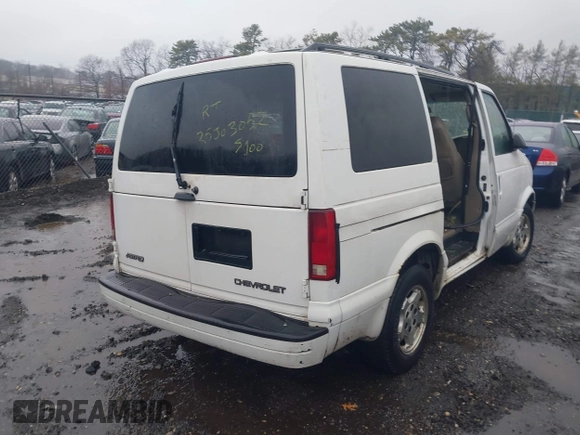 2005 Chevrolet Astro with VIN 1GNDM19X15B103412, listed as a IAAI auction lot 41872034 with Not Provided miles. Bid and sale history available at carsss.com. Image 4.