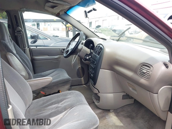 2003 Dodge Caravan SE with VIN 1D4GP24323B191717, listed as a IAAI auction lot 42244570 with 196,254 mi miles and . Bid and sale history available at DreamBid. Image 5.