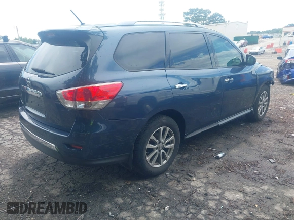 2015 Nissan Pathfinder S with VIN 5N1AR2MN1FC718882, listed as a IAAI auction lot 42545874 with 157,198 mi miles and . Bid and sale history available at DreamBid. Image 4.