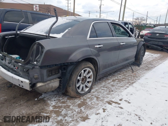 2016 Chrysler 300 C with VIN 2C3CCAEG4GH320089, listed as a IAAI auction lot 41249262 with Not Provided miles and . Bid and sale history available at DreamBid. Image 4.