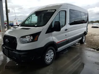 2021 Ford Transit Cargo z VIN 1FTYE1C83MKA39736, wystawiony jako Copart lot #88929815 z przebiegiem 129 973 mil mil oraz Szkoda całkowita • Salvage title. Historia ofert i sprzedaży dostępna na DreamBid. Obrazek 1.