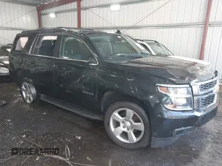 2020 Chevrolet Tahoe LT z VIN 1GNSKBKC7LR286118, wystawiony jako IAAI lot #41581101 z przebiegiem 92 945 mil mil oraz . Historia ofert i sprzedaży dostępna na DreamBid. Obrazek 1.