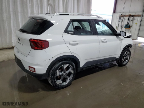 2024 Hyundai Venue SEL with VIN KMHRC8A31RU291230, listed as a Copart auction lot 52597785 with 15,122 mi miles and Non Repairable. Bid and sale history available at carsss.com. Image 3.