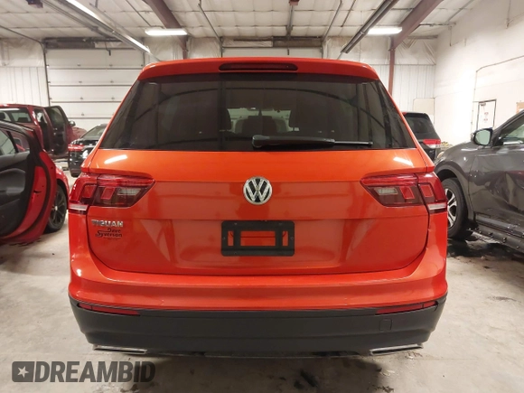 2019 Volkswagen Tiguan S z VIN 3VV0B7AX3KM075498, wystawiony jako IAAI lot #41501778 z przebiegiem 143 262 mil mil oraz . Historia ofert i sprzedaży dostępna na DreamBid. Obrazek 16.